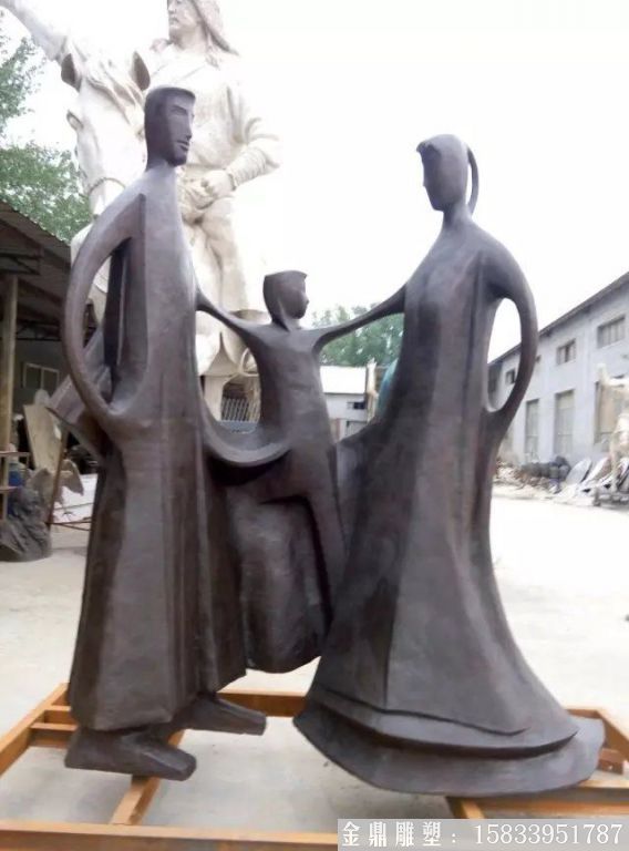 一家人抽象铜雕塑，抽象雕塑定制